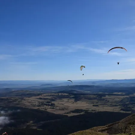 Bed & Breakfast La Fleur Saint-Fargeol