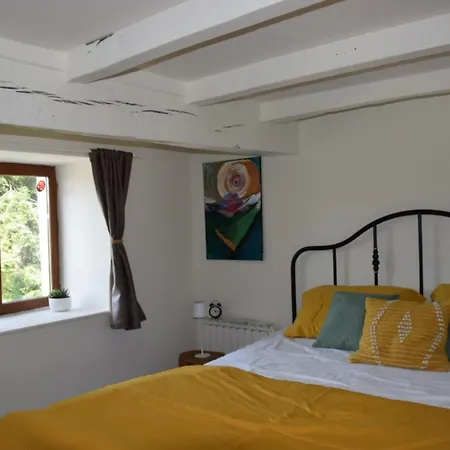 La Fleur Bed & Breakfast